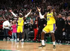 开云体育官网-斯玛特迎来湖人首秀